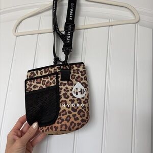 HydroJug Leopard Print Sleeve